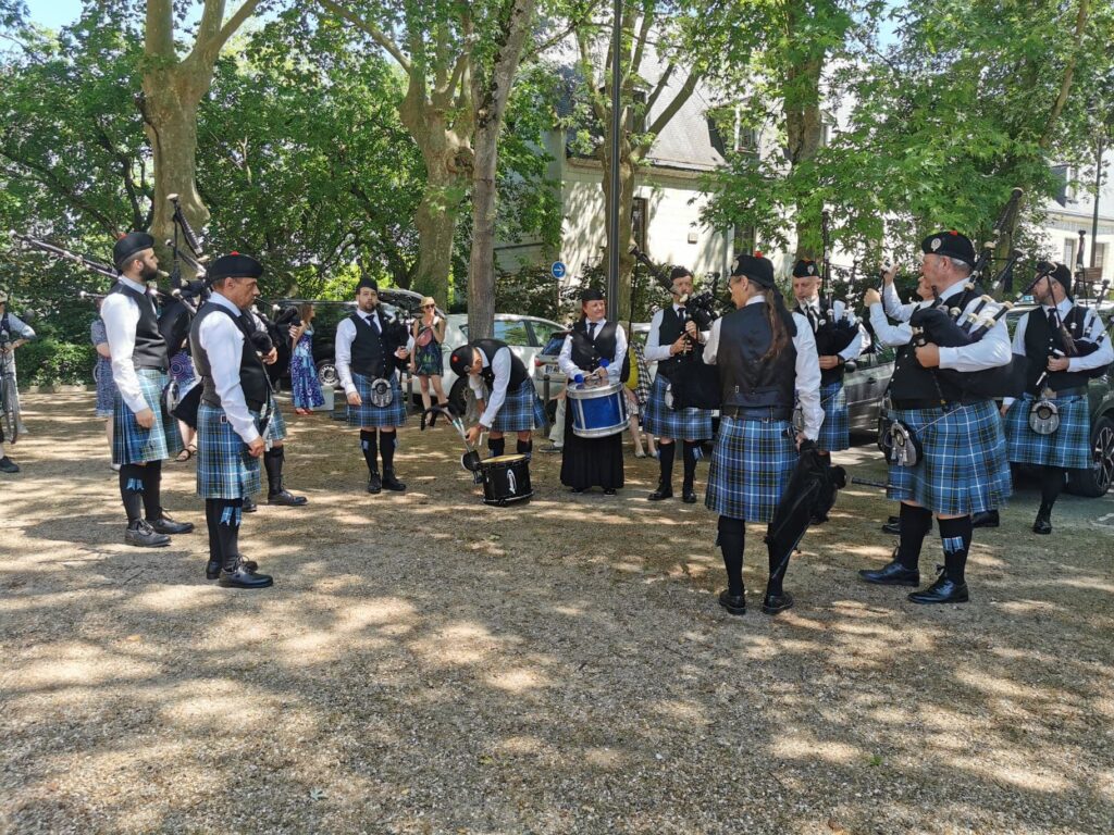 Pipers at the commemoration of Margaret of Scotland's marriage to the future Louis XI in Tours 2023